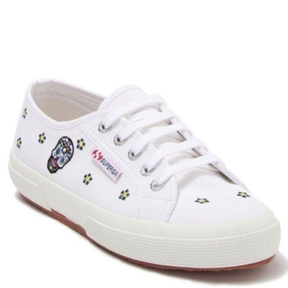 Superga X Chicas Latinas Embroidered Daniela Botero White Multicolor Shoe Sz 8.5